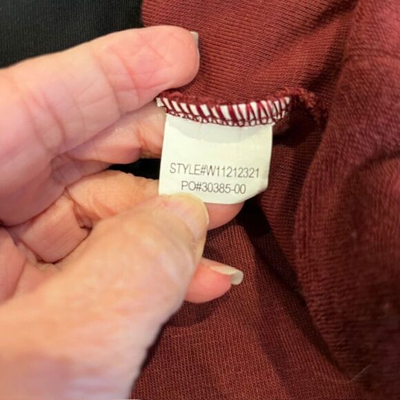 prAna Anillio Active Wear Muscle Hoodie Burgundy Wine Terry Pockets Size Large - Picture 7 of 10